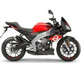 Motorrad im Test: Tuono 125 ABS (11 kW) (Modell 2017) von Aprilia, Testberichte.de-Note: 2.9 Befriedigend
