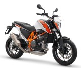 Motorrad im Test: 690 Duke ABS (50 kW) [Modell 2015] von KTM Sportmotorcycle, Testberichte.de-Note: ohne Endnote