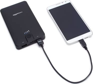 Produktbild AmazonBasics Powerbank (16.100 mAh)