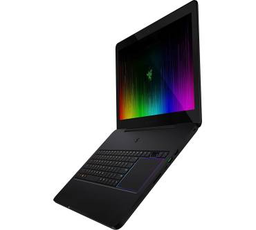 Produktbild Razer Blade Pro (i7-7820HK, GTX 1080, 32GB RAM, 512GB SSD)