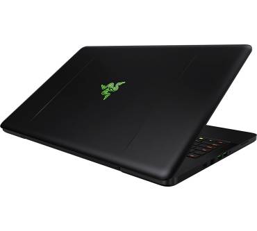 Produktbild Razer Blade Pro (i7-7820HK, GTX 1080, 32GB RAM, 512GB SSD)