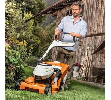 Produktbild Stihl RMA 448 TC Set mit AP 200, AP 300 und AL 300