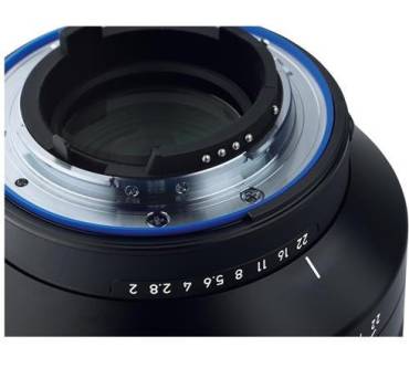 Produktbild Zeiss Milvus 2/135