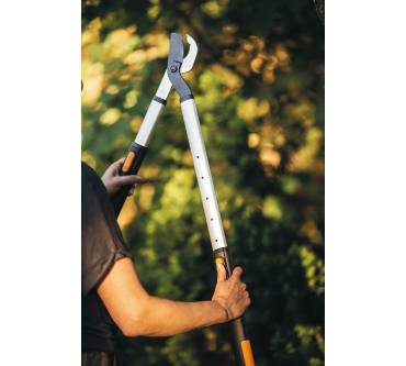 Produktbild Fiskars SmartFit Teleskop-Astschere (112500)