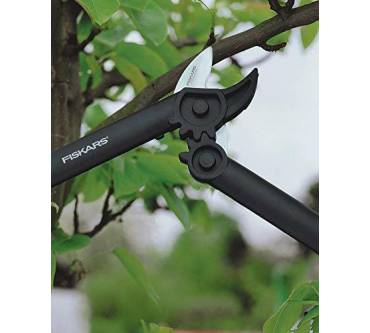 Produktbild Fiskars PowerGear Amboss-Getriebeastschere L31