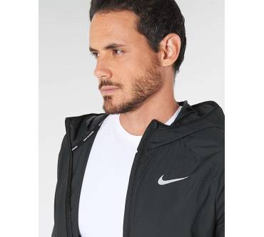 Produktbild Nike Essential Laufjacke mit Kapuze