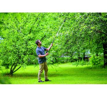 Produktbild Fiskars Light Busch- und Strauchschere UP69