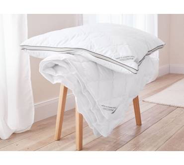 Lidl / Livarno mit SILVERPLUS Home Wärmeeffekt Nachhaltige Bettdecke Steppbett 