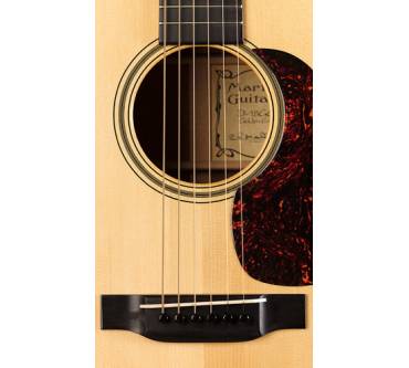 Produktbild Martin Guitar D-18GE