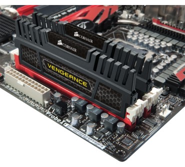 Produktbild Corsair Vengeance 8GB DDR3-1600 Kit (CMZ8GX3M2A1600C9)