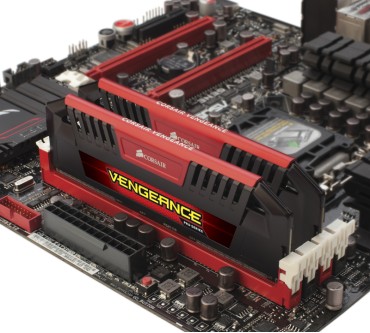 Produktbild Corsair Vengeance Pro Series 2x8GB-Kit DDR3-2400