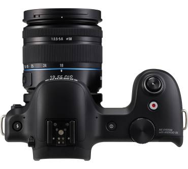 Produktbild Samsung Galaxy NX EK-GN120 Kit (mit EX-S1855CSB)