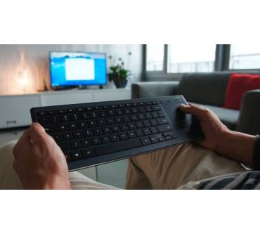 Produktbild Logitech Illuminated Living-Room Keyboard K830